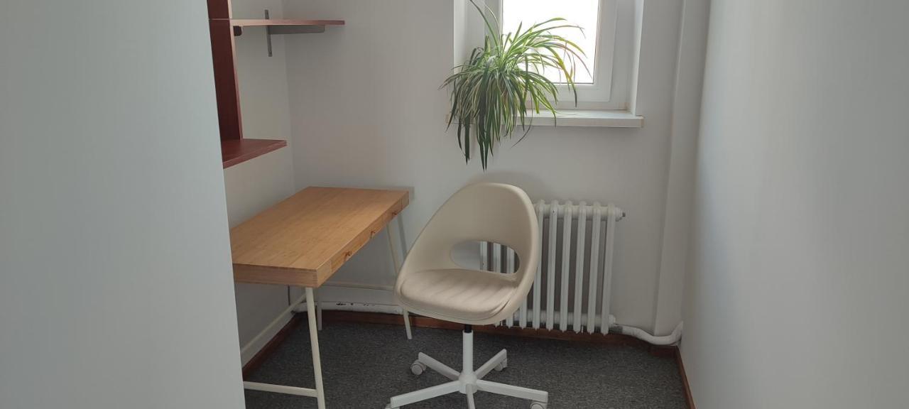 Danube Riverside Apartment With Quite Workplace Pozsony Kültér fotó